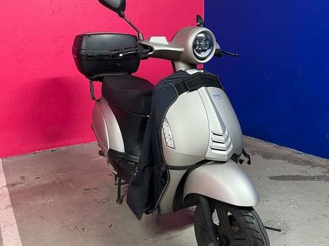 Scooter ZEWAY 2023 occasion Paris 75010