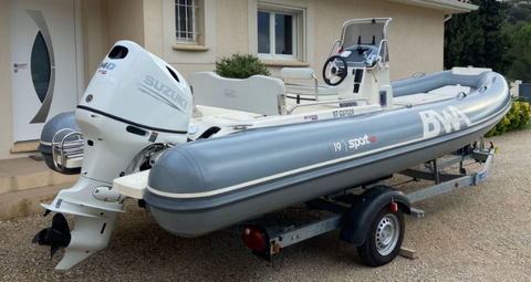 Bateaux &agrave; moteur Pneumatique - Semi-rigide 2022 occasion Istres 13800