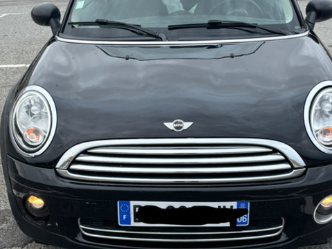 Mini One Hatch 75 ch 2013 occasion Fr&eacute;jus 83600