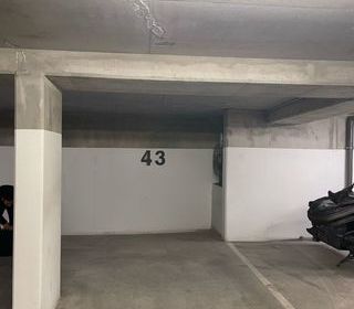  Parking / Garage � louer 12 m�