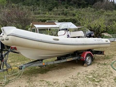 Bateaux &agrave; moteur Pneumatique - Semi-rigide 2018 occasion Carqueiranne 83320