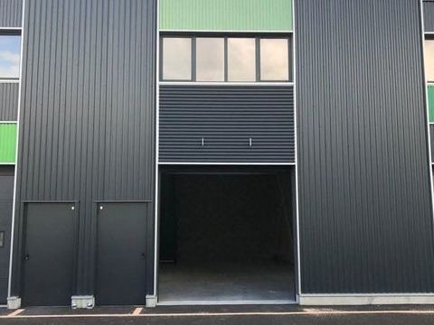   Local artisan ou stockage Atelier - 1 pi�ce(s) - 102 m�