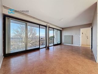  Appartement � vendre 4 pi�ces 77 m�