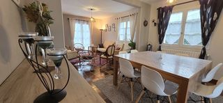  Maison � louer 6 pi�ces 180 m�