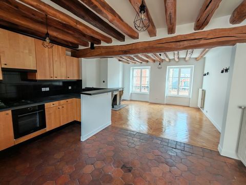   Apt F3 Refait � Neuf � 75.86 � Lumineux Appartement - 3 pi�ce(s) - 76 m�