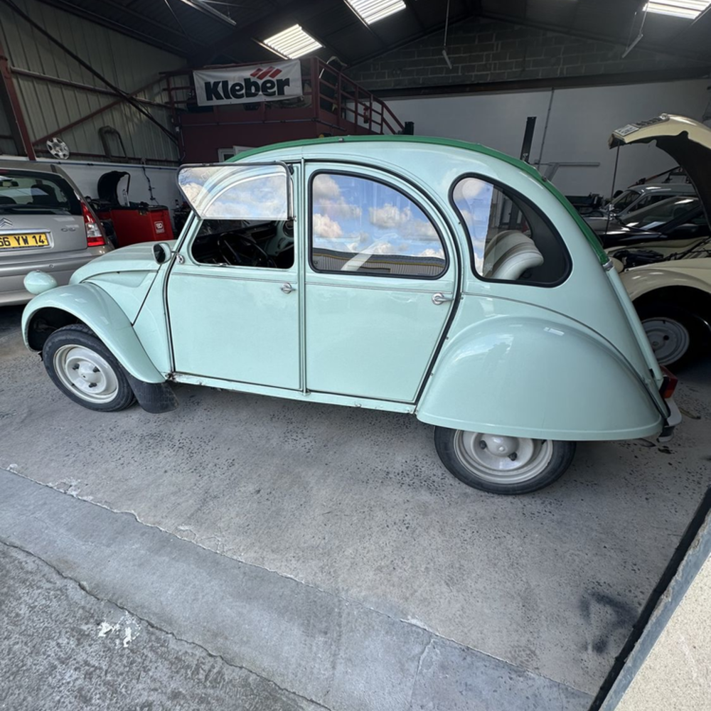 2 CV - Dyane 2 CV 6 Charleston 1982 occasion 14440 Douvres-la-D&eacute;livrande