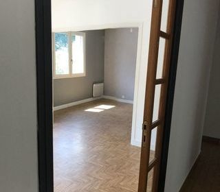  Appartement � louer 4 pi�ces 86 m�