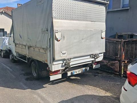 Renault Trucks Messenger MESSENGER B80 35 2.5 D 1997 occasion Saint-Martin-le-Vinoux 38950
