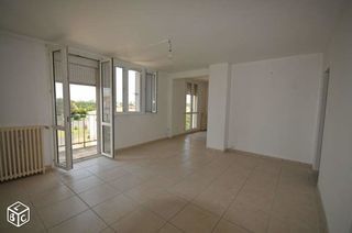  Appartement � vendre 5 pi�ces 77 m�