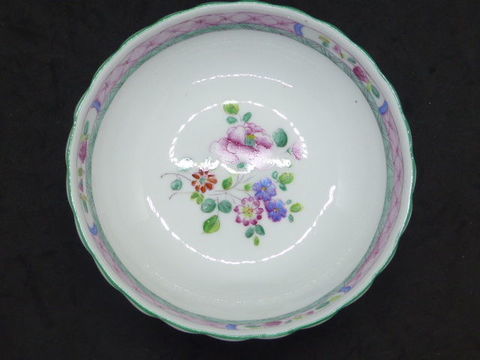 Coupelle / ravier rond en porcelaine Pillivuyt fleurs 4 Rueil-Malmaison (92)