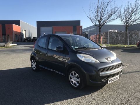 Peugeot 107 1.0 TRENDY 68 CH 2009 occasion Saint-Laurent-des-Autels 49270