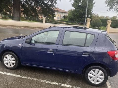 Dacia Sandero 1.5 dCi 75 FAP eco2 Laur&eacute;ate 2014 occasion M&acirc;con 71000