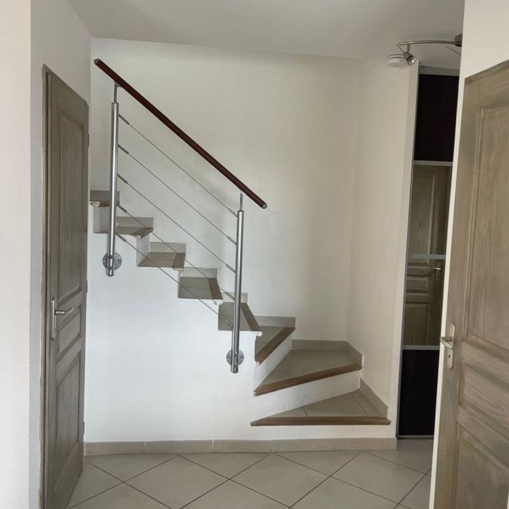 � vendre  Villa Saint-Julien (83560)