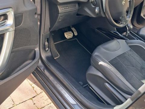 Peugeot 2008 1.2 PureTech 110ch S&S EAT6 Crossway 2016 occasion Cormelles-le-Royal 14123