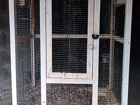 Grande cage 160 71190 Laizy