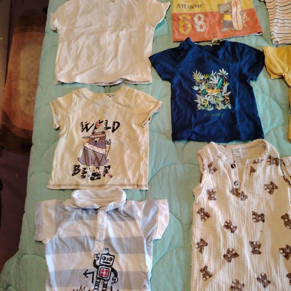 Vends lot de v&ecirc;tements 12 mois pour gar&ccedil;on. Vêtements enfants