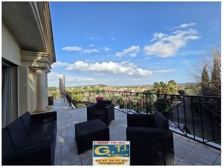  Maison � vendre 8 pi�ces 213 m�