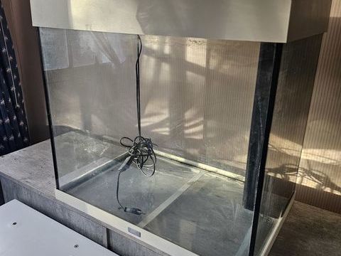 Aquarium blanc 136L meuble 70 77000 La rochette