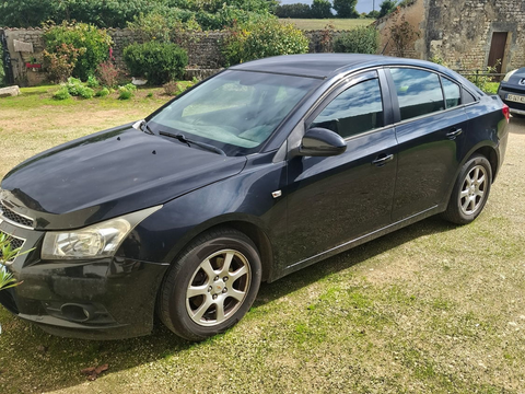 Chevrolet Cruze 2.0 VCDi 125 LS 2010 occasion Saint-Denis-du-Pin 17400