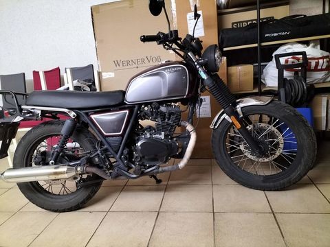 Moto BRIXTON CROMWELL 2017 occasion Marseille 13012