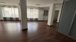  Immeuble � vendre 213 m�