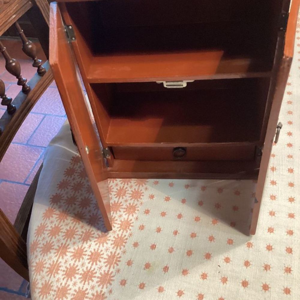 Petite armoire de poup&eacute;e pour chambre enfant ancienne Mobilier enfants