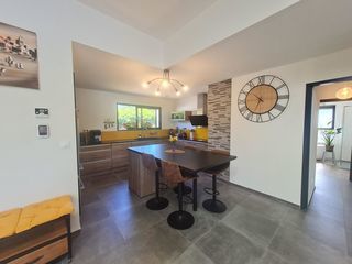  Maison � vendre 7 pi�ces 203 m�