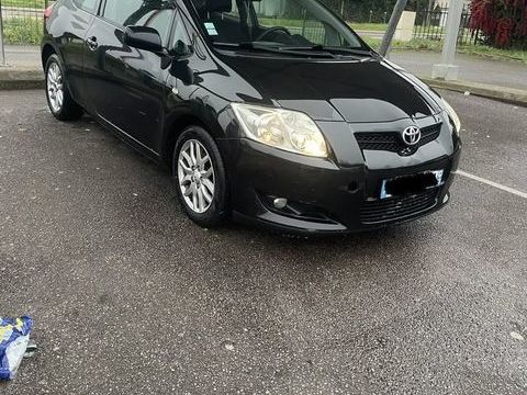 Toyota Auris 97 VVT-i Lin&eacute;a Terra 2008 occasion Mantes-la-Jolie 78200