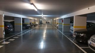  Parking / Garage � louer 12 m�