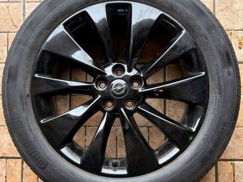 Pi&egrave;ces et &eacute;quipements Voiture Pi&egrave;ces et &eacute;quipements Voiture  occasion Gouzangrez 95450