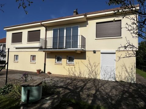   maison sur sous sol complet Maison - 5 pi�ce(s) - 100 m�