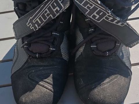 Pi&egrave;ces et &eacute;quipements Moto - Scooter - Quad Casques - v&ecirc;tements moto  occasion Cond&eacute;-sur-Ifs 14270