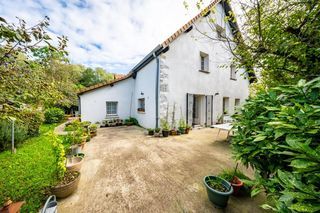  Maison � vendre 12 pi�ces 251 m�