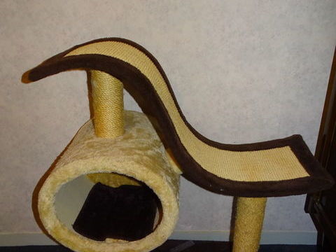 Arbre &agrave; chat 20 71100 Chalon-sur-sa�ne