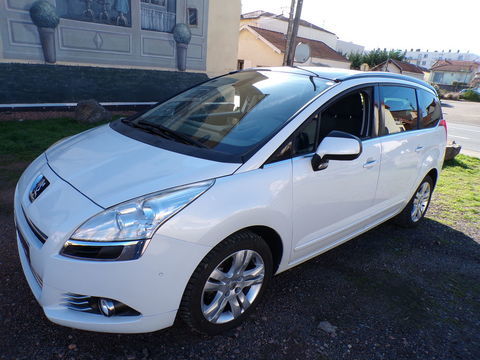 Peugeot 5008 2011 occasion Roanne 42300
