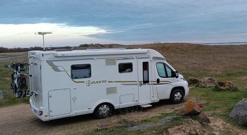 BAVARIA Camping car 2016 occasion Servon-sur-Vilaine 35530