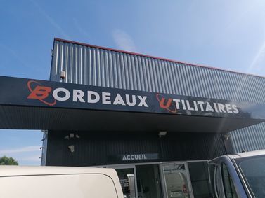BORDEAUX UTILITAIRES, concessionnaire 33