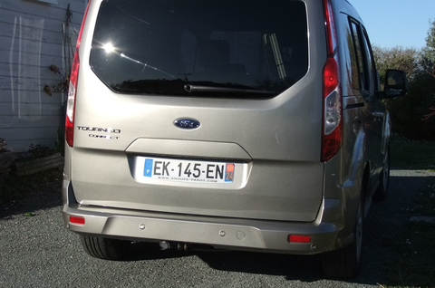 Ford Tourneo VP stop and start titanium powershift 2017 occasion Saint-M&eacute;ard-de-Dr&ocirc;ne 24600