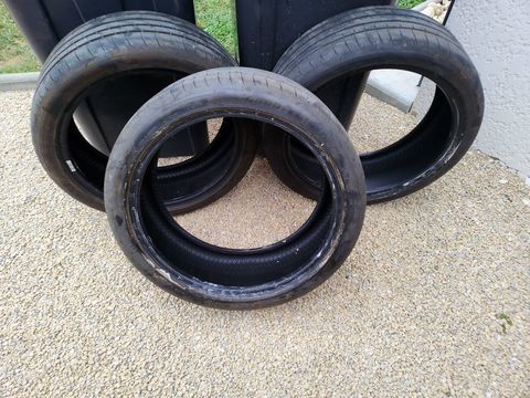 Pi&egrave;ces et &eacute;quipements Voiture Pi&egrave;ces et &eacute;quipements Voiture  occasion Montagnieu 38110