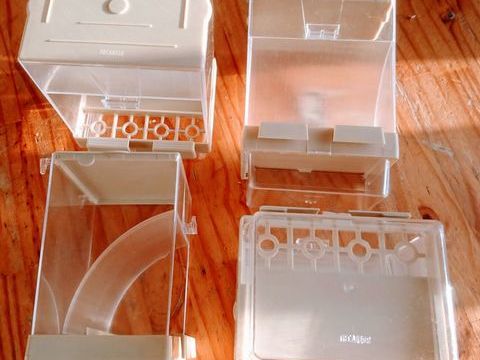 Mangeoire Commodore  anti-gaspillage 1 62210 Avion