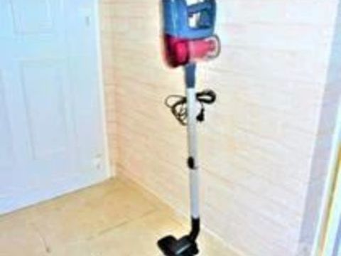 OPPORTUNITE ASPIRATEUR MALIN MULTI-CYCLONIQUE A SAISIR b 55 Miramas (13)