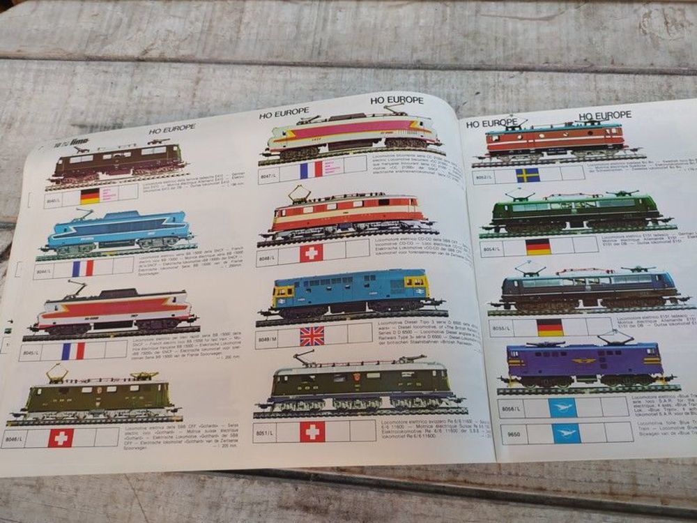 Catalogue G&eacute;n&eacute;ral Trains Lima 1976 / Jouet locomotive Gare 