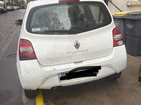 Renault Twingo II 1,2 16v 2011 occasion Montreuil 93100