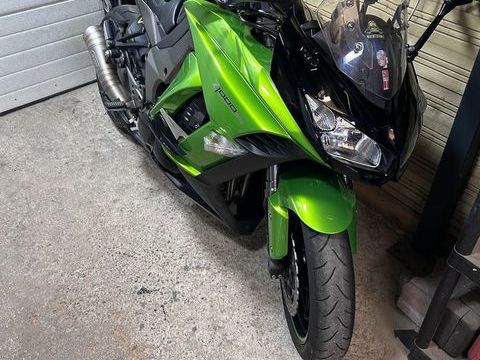 Moto KAWASAKI 2012 occasion Clermont-Ferrand 63000