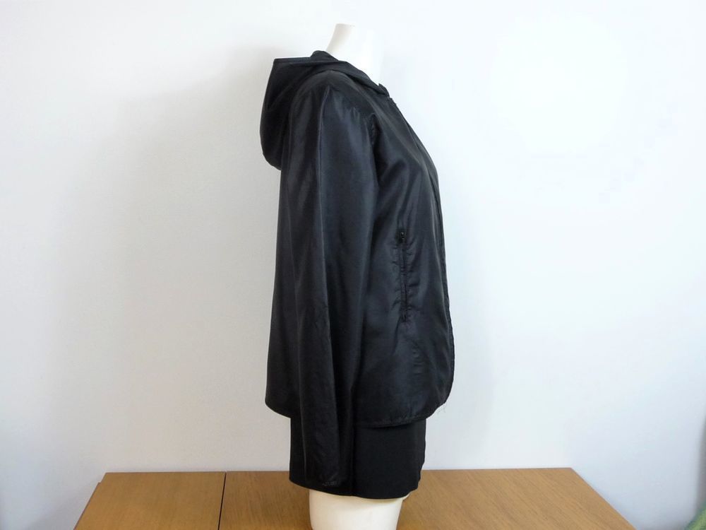 Veste L&eacute;g&egrave;re Courte Noir avec Capuche- Sonia Rykiel Vêtements
