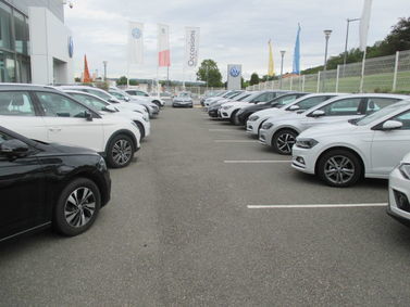 CARREFOUR AUTO, concessionnaire 38
