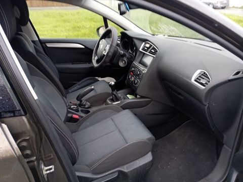 Citro&euml;n C4 HDi 90 Business 2012 occasion La Rochelle 17000