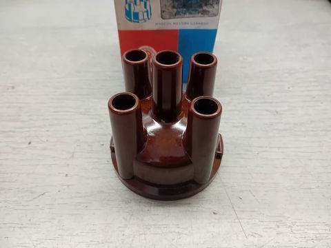 Pi&egrave;ces et &eacute;quipements Voiture Pi&egrave;ces et &eacute;quipements Voiture  occasion Laudun-l'Ardoise 30290