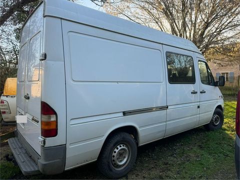 Mercedes Sprinter SPRINTER FGN 216 CDI 35S 2.8t 2003 occasion Angoul&ecirc;me 16000