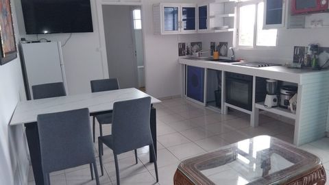   APPARTEMENT MEUBLE CHARGES INCLUSES Appartement - 4 pi�ce(s) - 70 m�